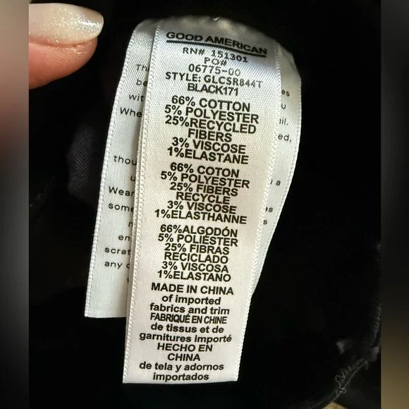 Good American  Skinny Black Distressed Crop Jeans Size 8 - Picture 4 of 6